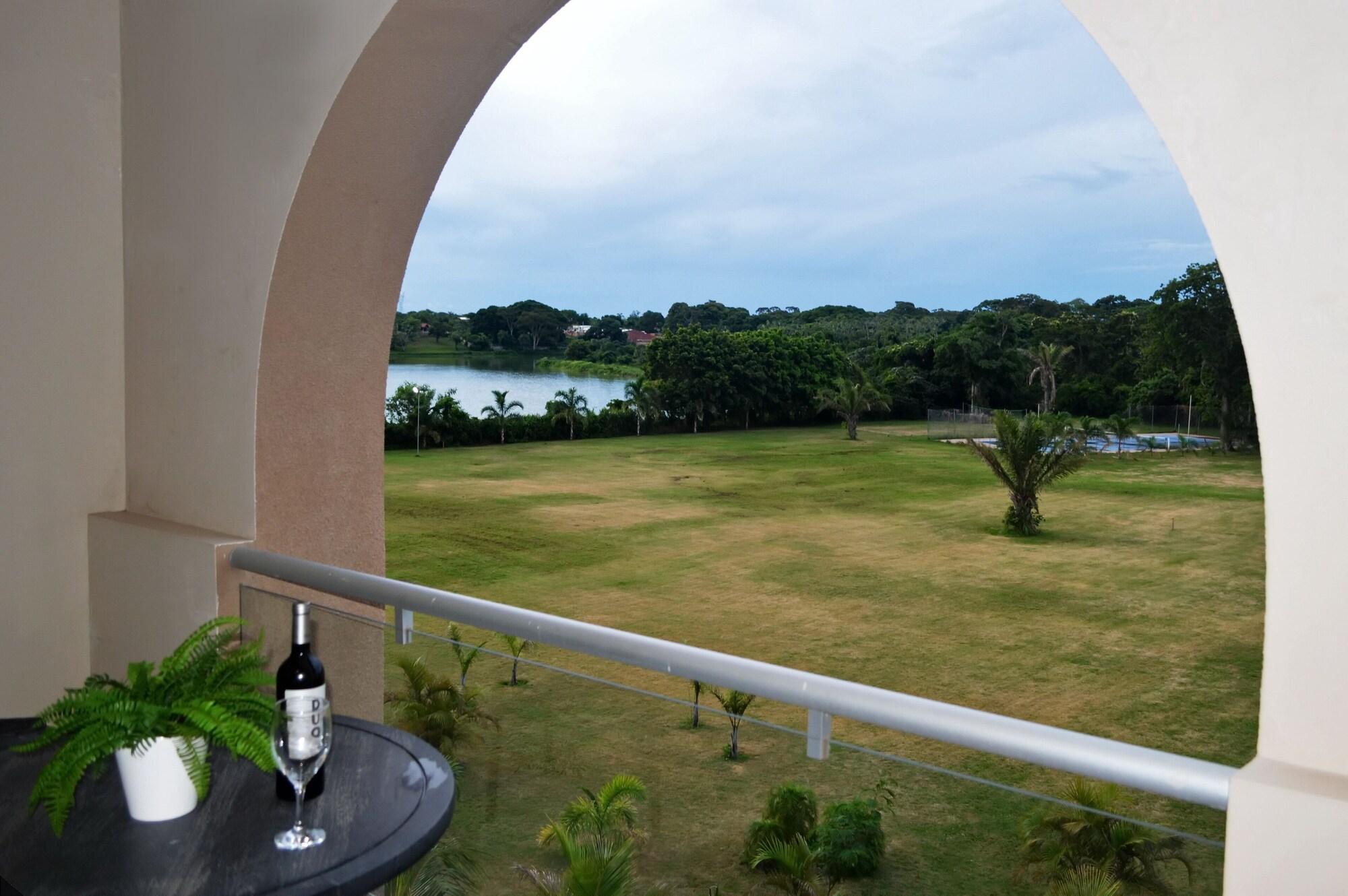 Sun Hotel Warnes Exterior foto